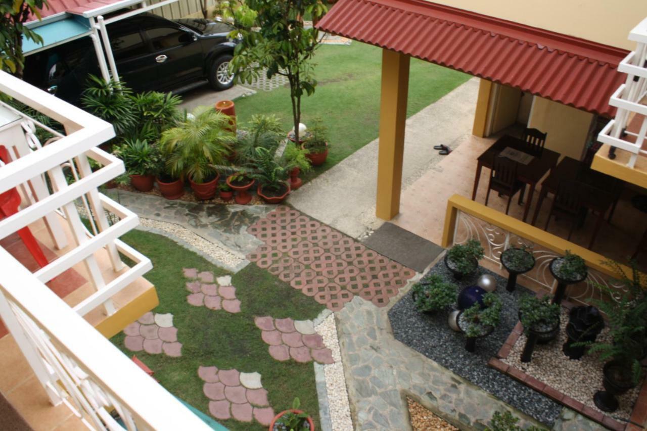 Guest house Malonzo House 2*