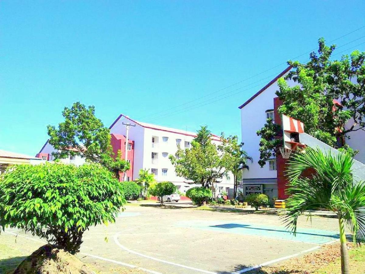 Oasis Garden Condominium Apartment