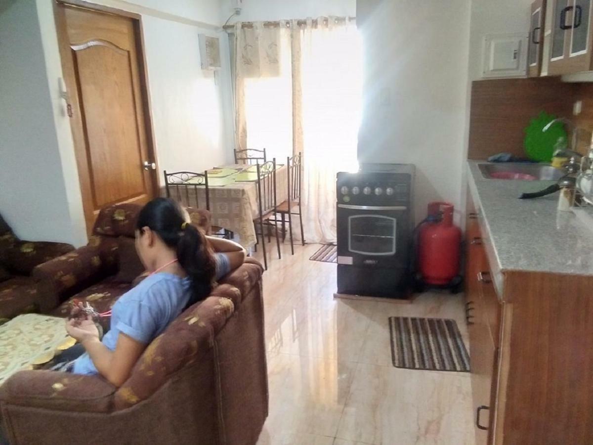 Oasis Garden Condominium Apartment *