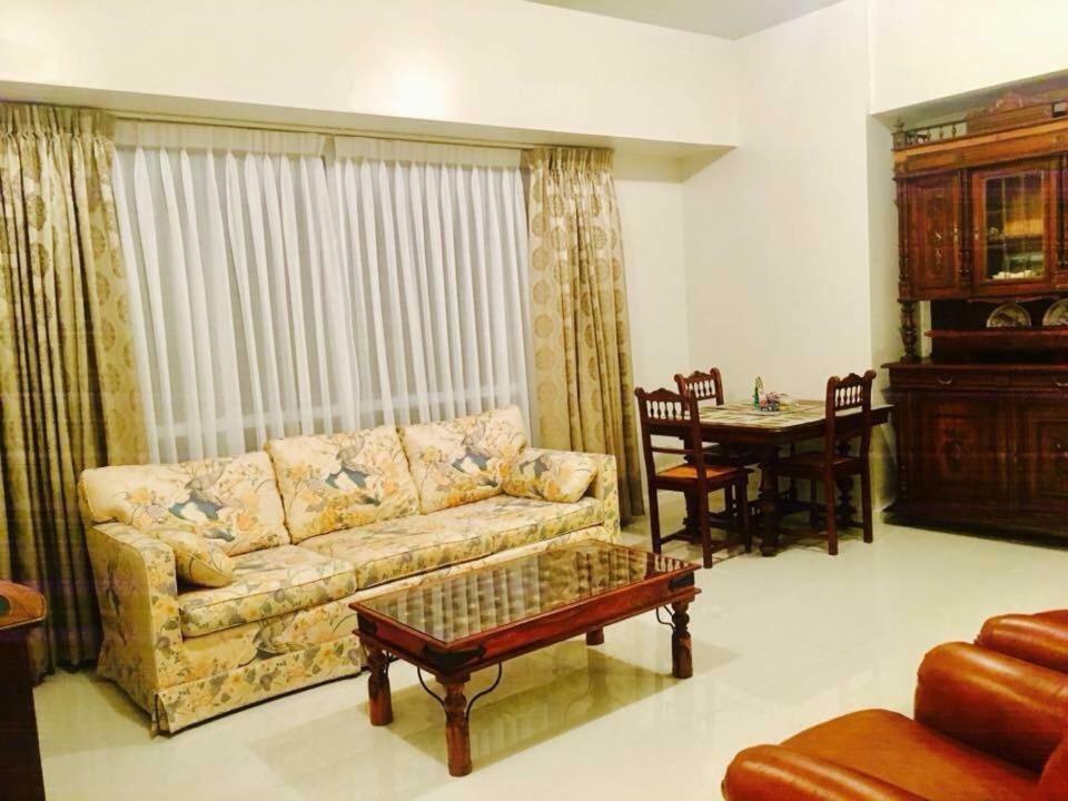 Condominium Marco Polo Residences Tower 1 Apartment *