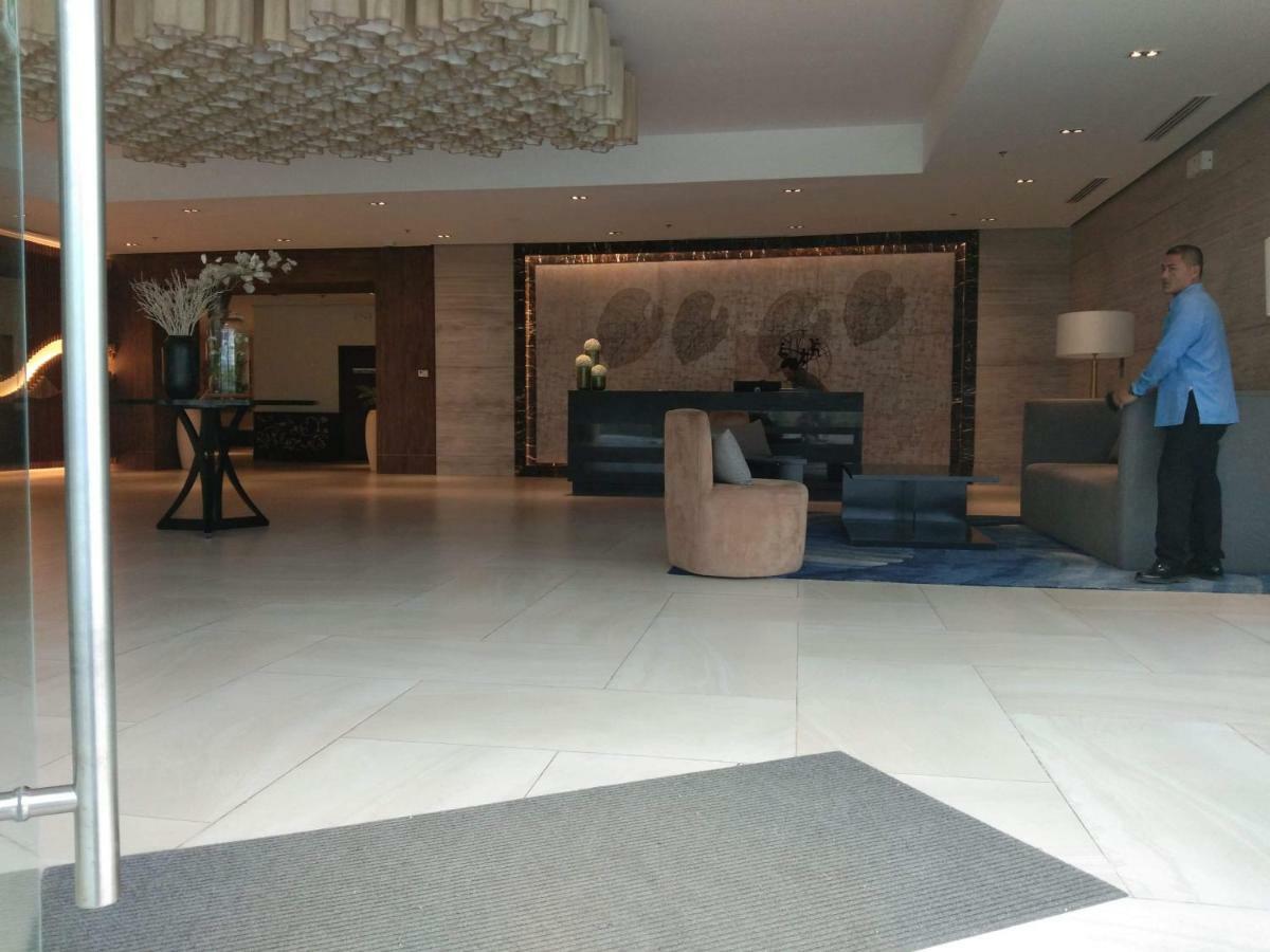 Mactan Newtown Ocean View 360 Degree Apartment Lapu-Lapu City