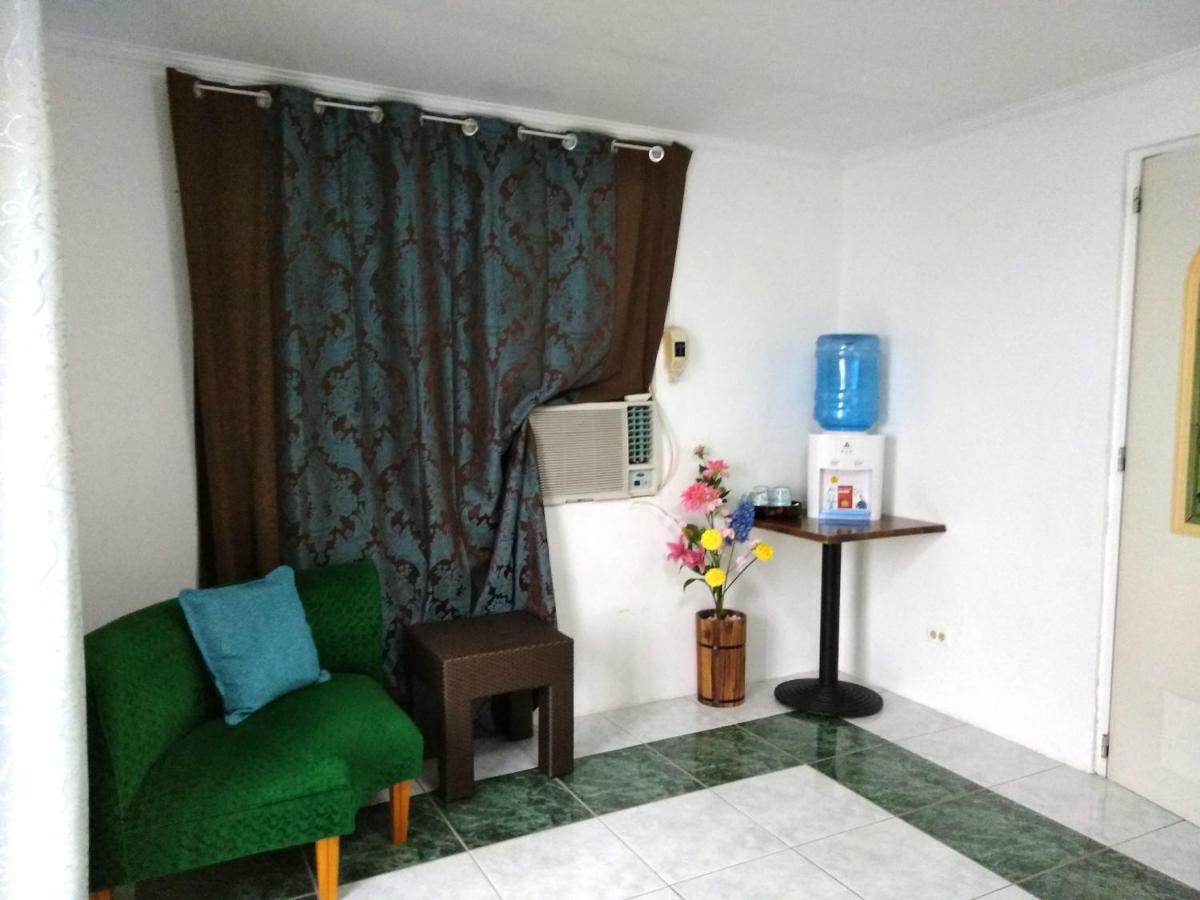 La Bella Beach House Cebu Casa de hóspedes 2*