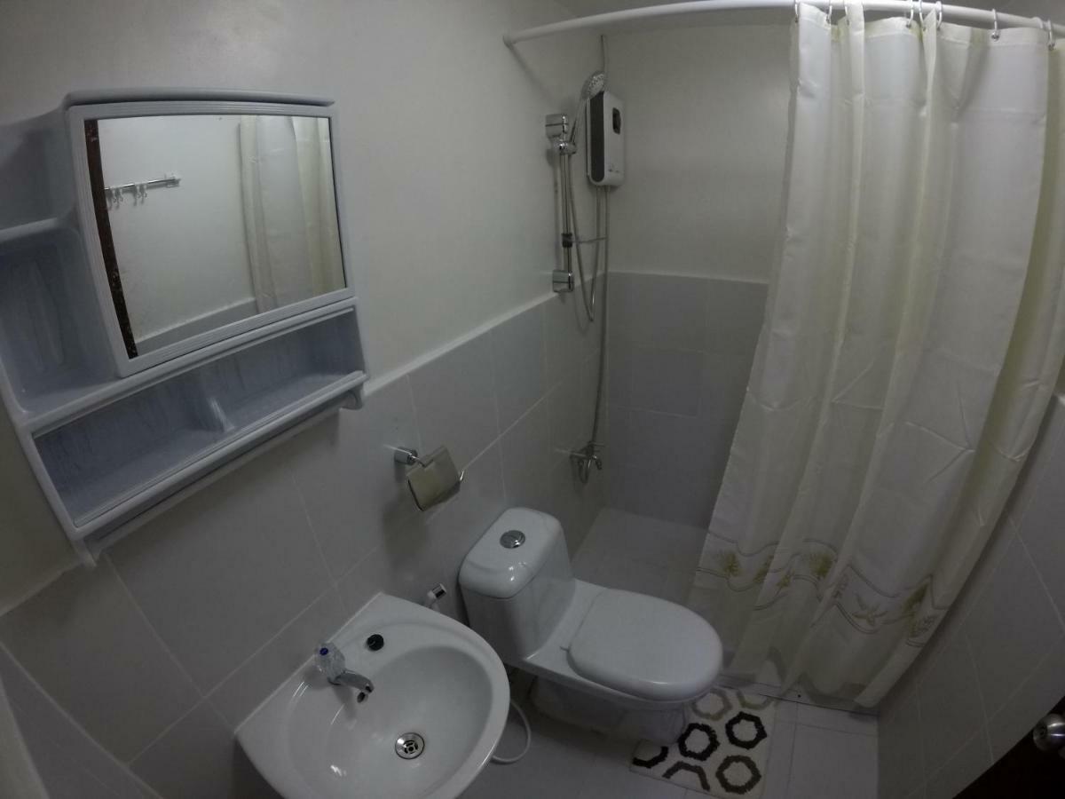 Cozy Near Beaches With Netflix And Pool Apartment *