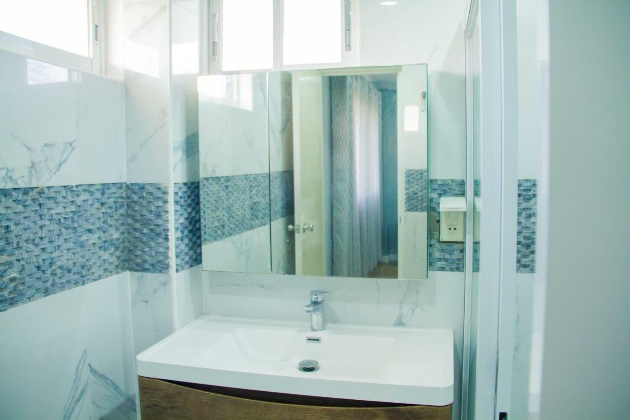 Pearl Of - Sabal's Apartment Santa Fe (Cebu)
