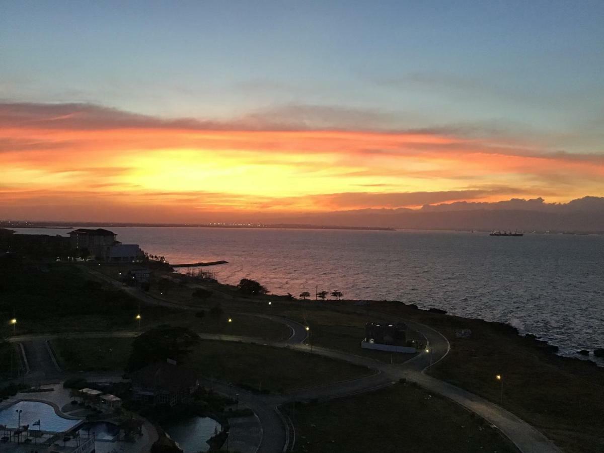 1br Oceanfront At Arterra, Fast Wifi, Nflix, Kitchen Bahay bakasyunan Lapu-Lapu City