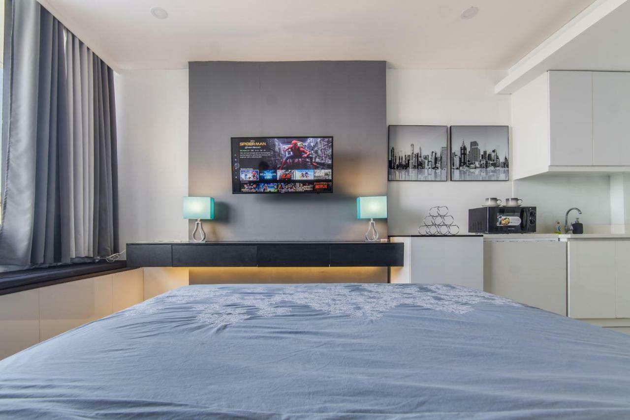 Free Netflix Near It Park With 32-inch Samsung Hdtv Apartment