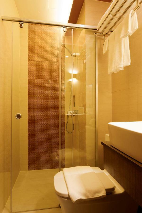 Hotel Vivien's Lapu-Lapu City