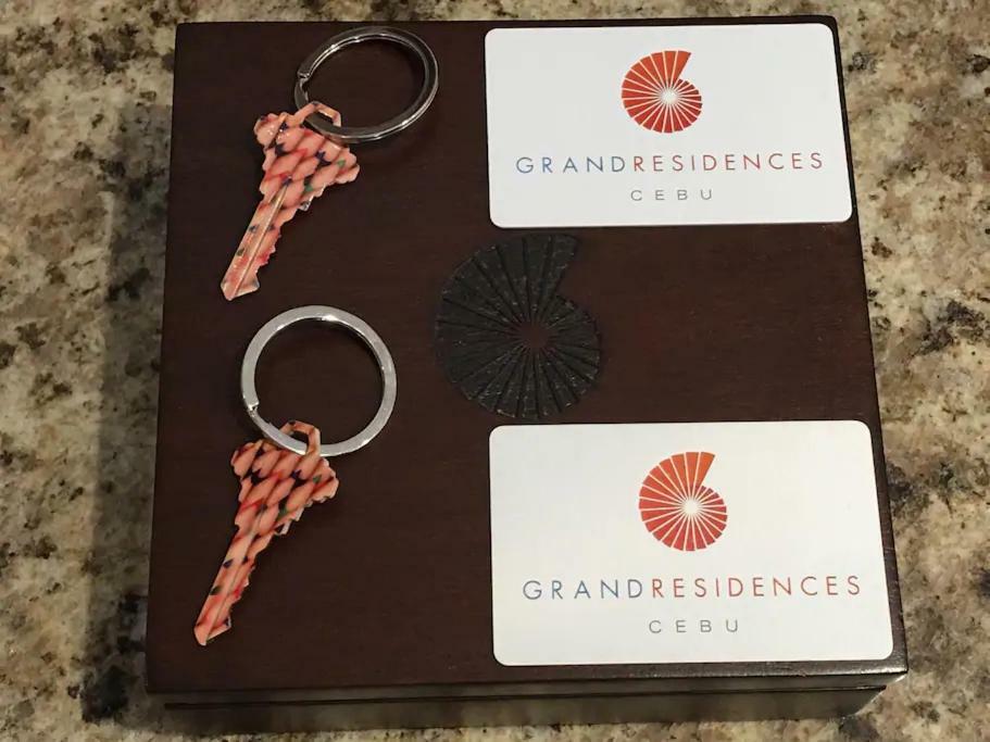 500mbps Wi-fi 2 Largest 2 Bdrm In Grand Residences Apartment *