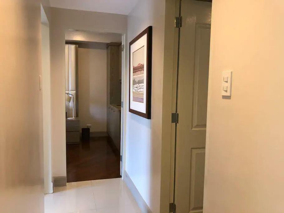Apartment 500mbps Wi-fi 2 Largest 2 Bdrm In Grand Residences