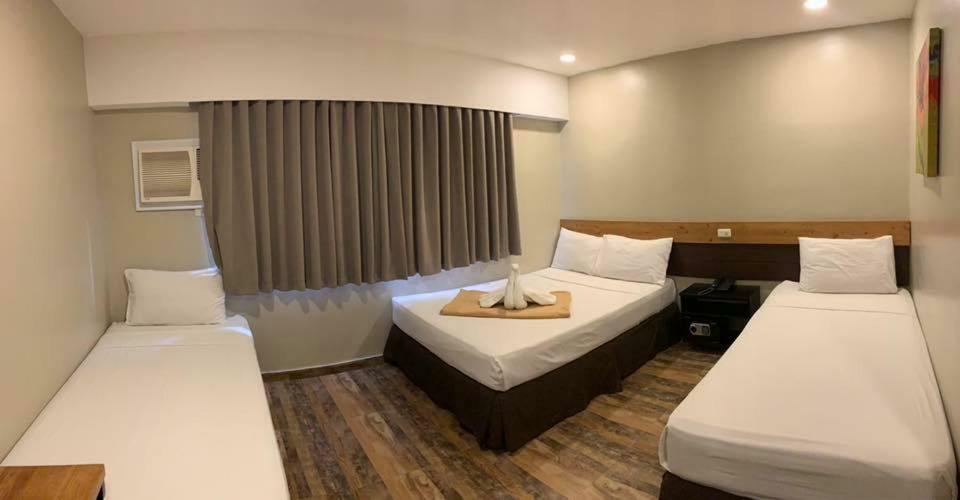 Hotel R Capitol