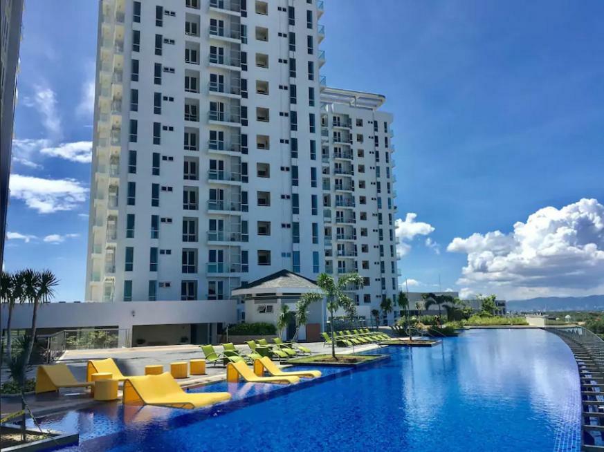 Mactan Newtown Cebu Affordable Suite!