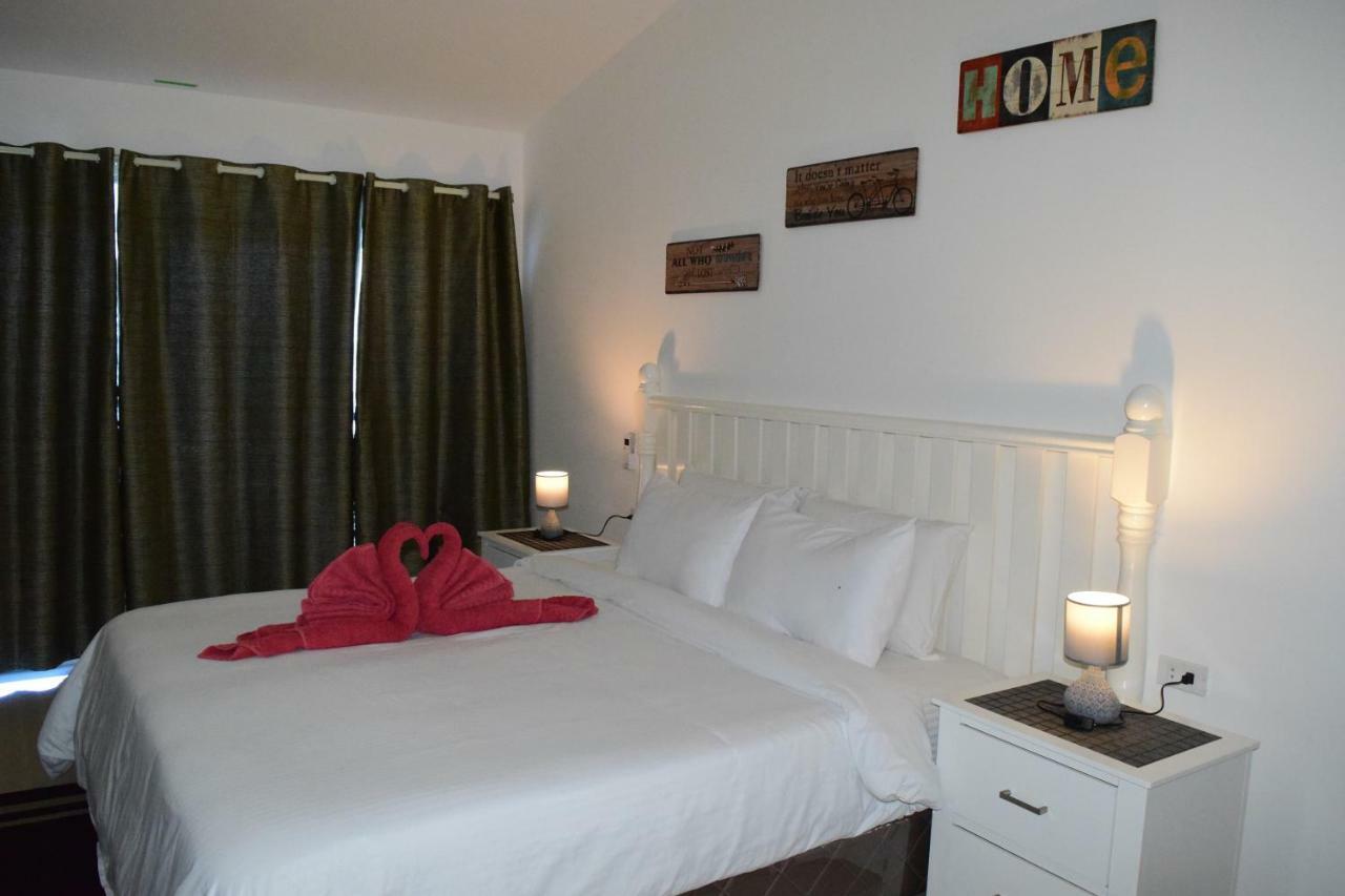 Resort The Beachhouse Dalaguete