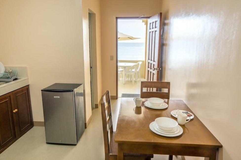 Kellocks' Seaview Apartelle Pensão