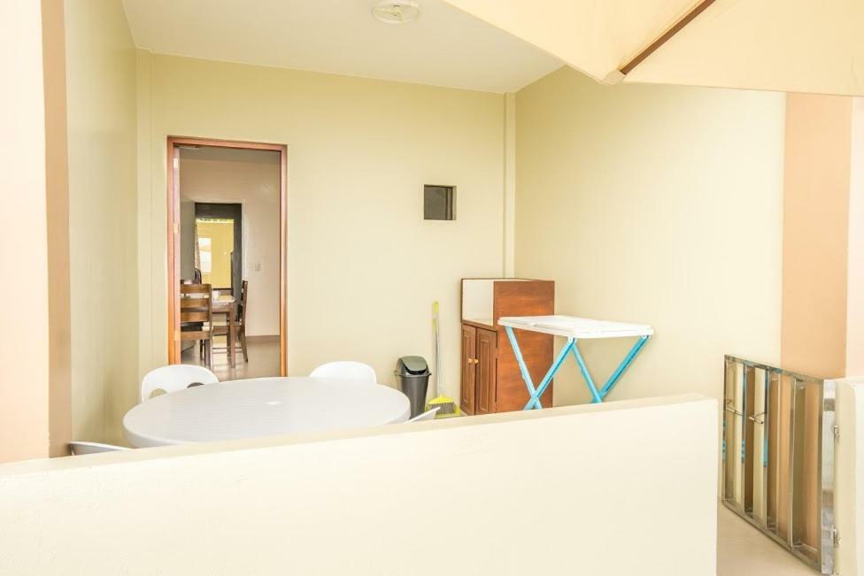 Kellocks' Seaview Apartelle Pensão *