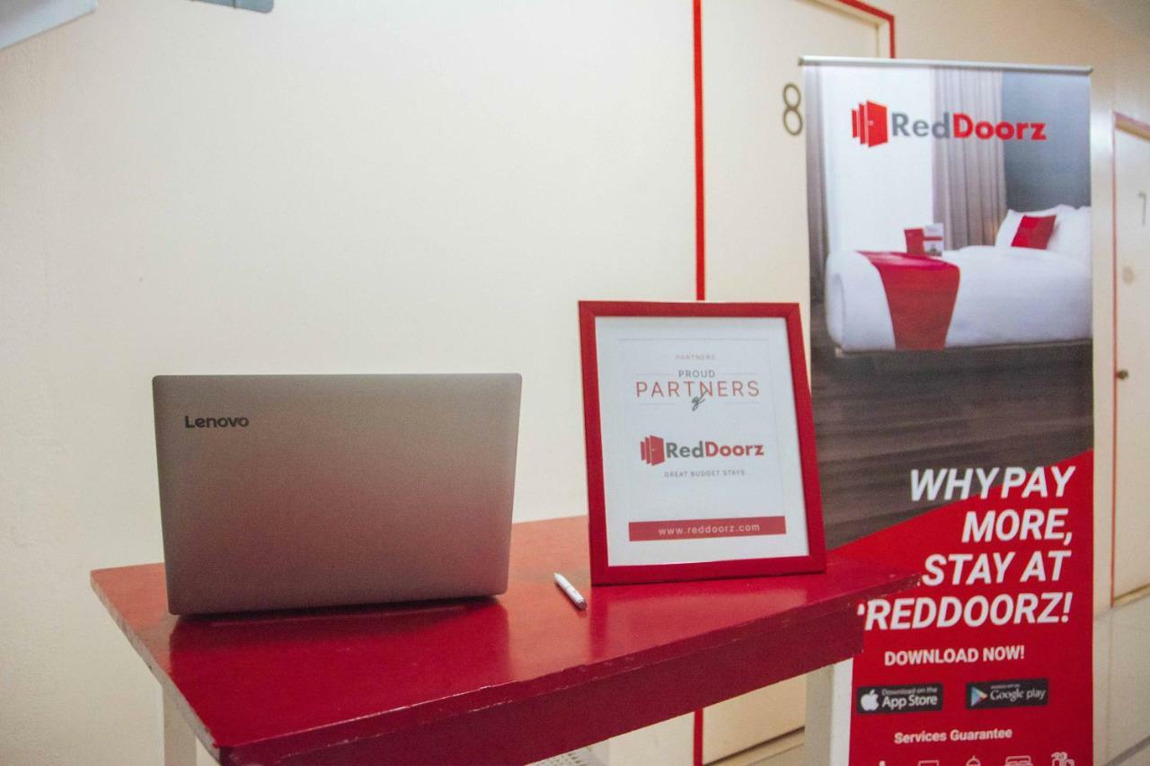 Reddoorz Near Oslob Whale Shark Watching Area Hotel
