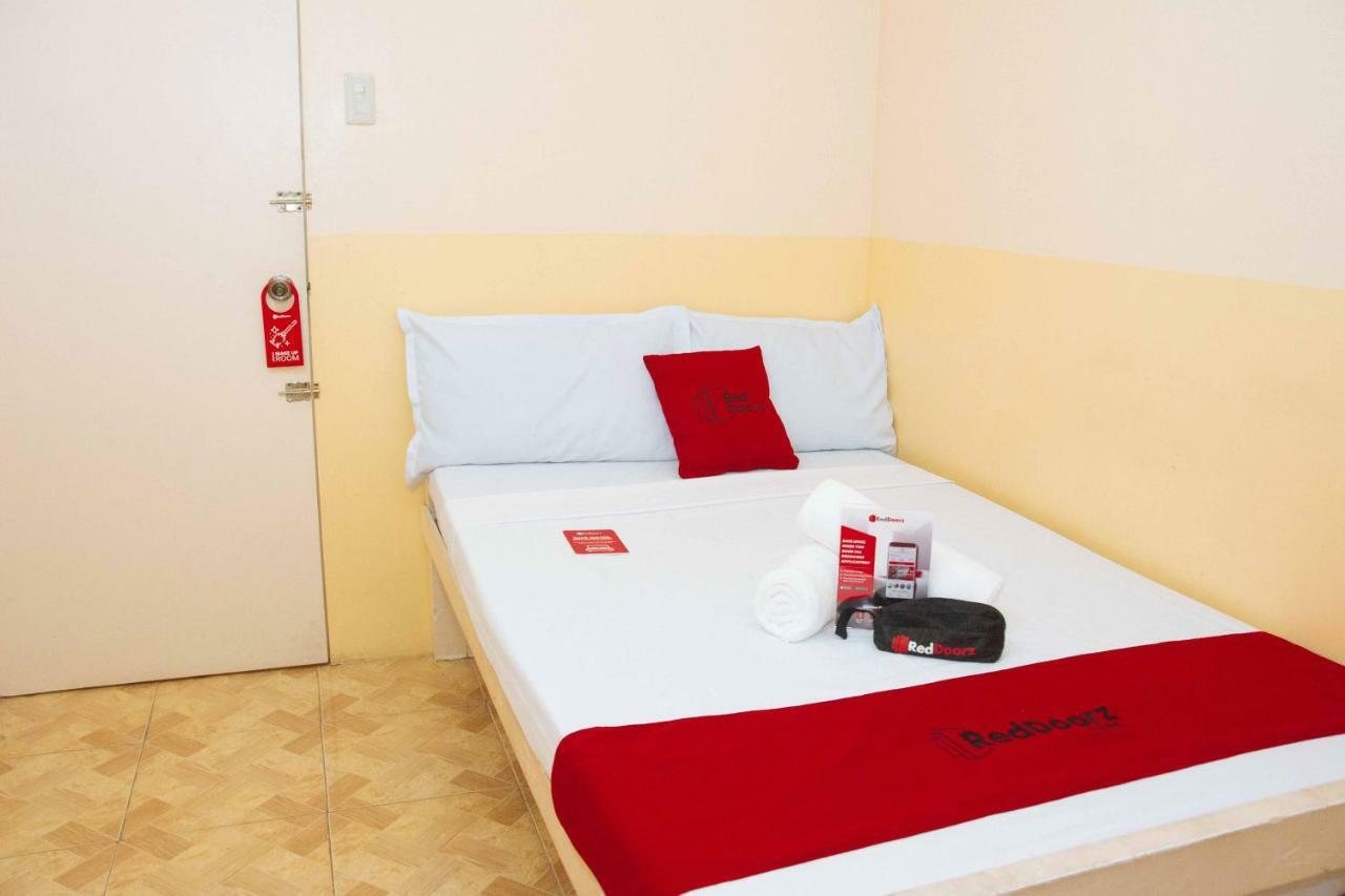 Reddoorz Near Oslob Whale Shark Watching Area Hotel Tanawan