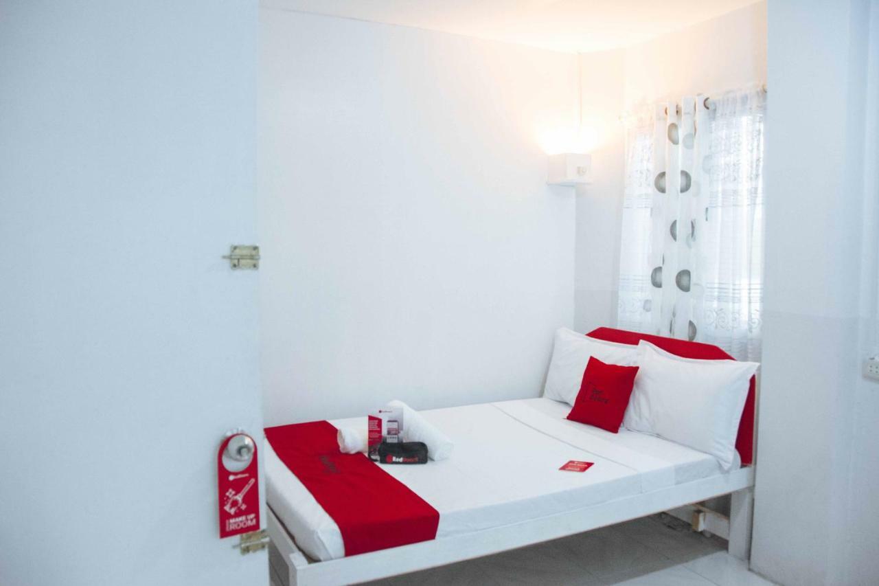 Reddoorz Near Oslob Whale Shark Watching Area Hotel 2*