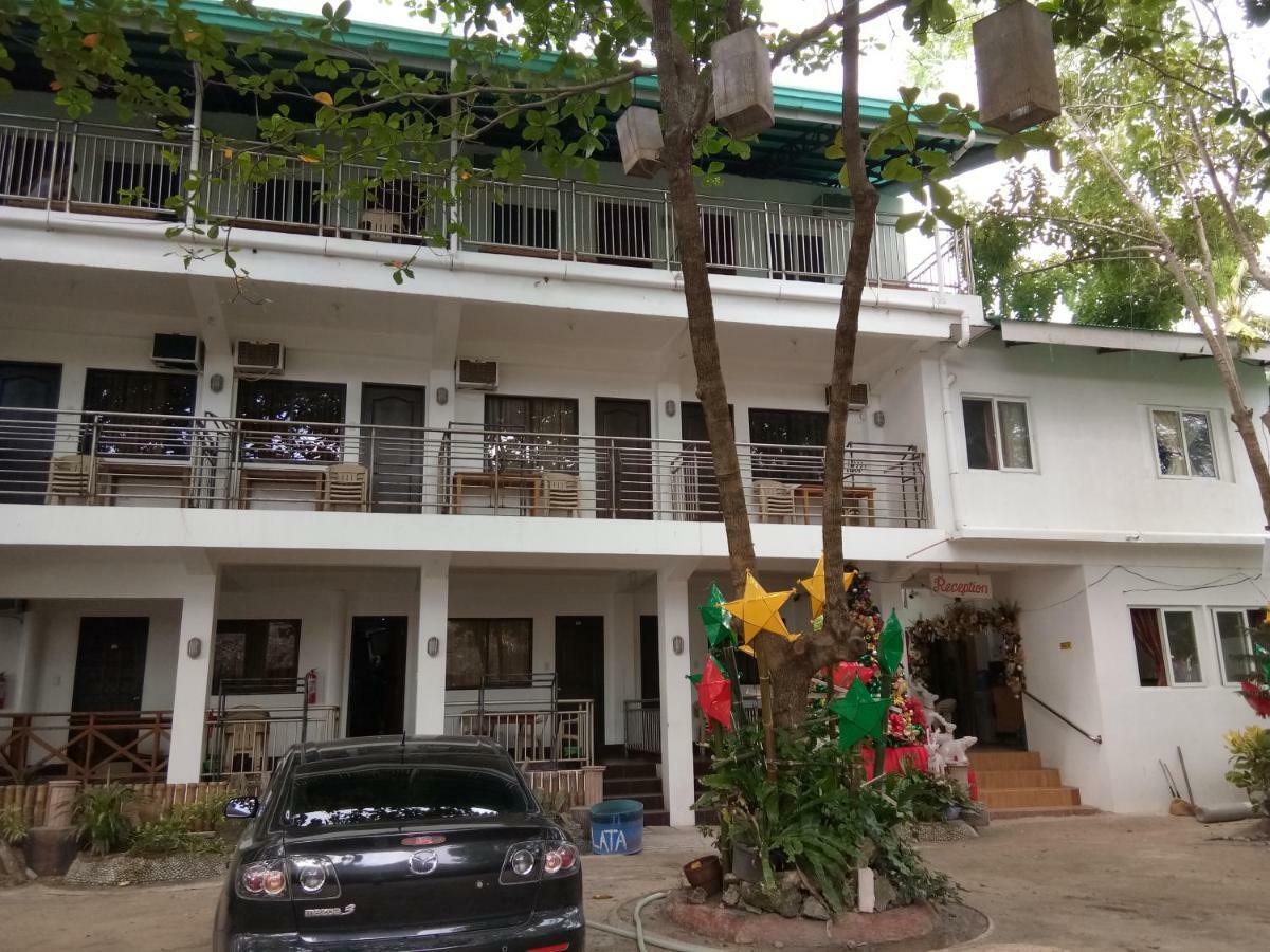 Hk And Restaurant Resort