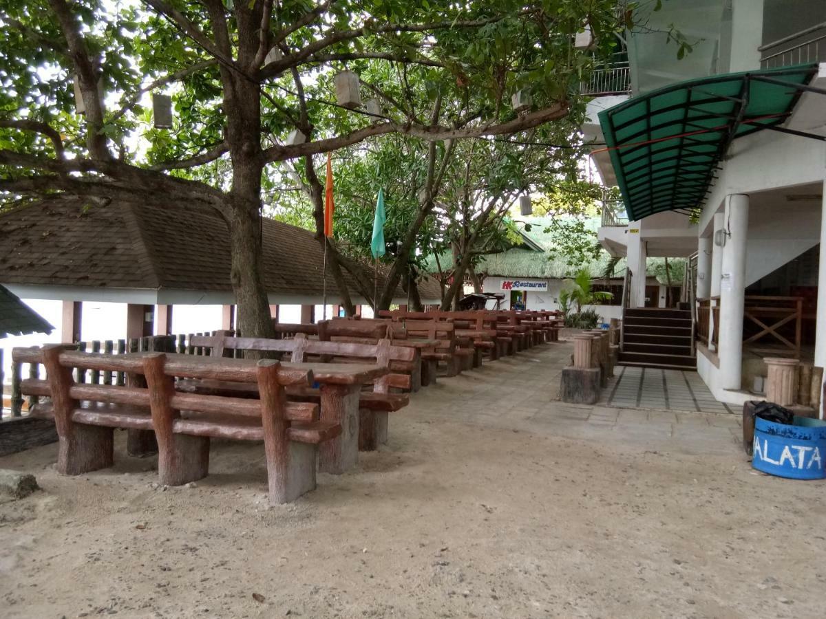 Hk And Restaurant 2* Moalboal