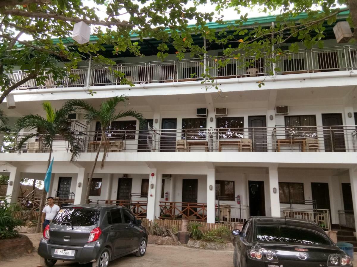 Resort Hk And Restaurant