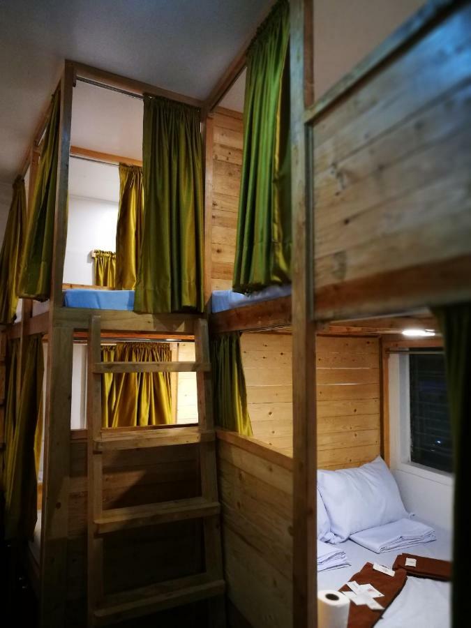 8th Street Hostel *