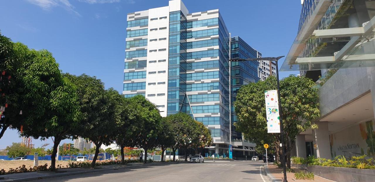 Aparthotel Mactan Newtown With Garden And Ocean View 8newtown Blvd