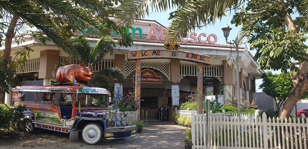 Mactan Newtown With Garden And Ocean View 8newtown Blvd Aparthotel