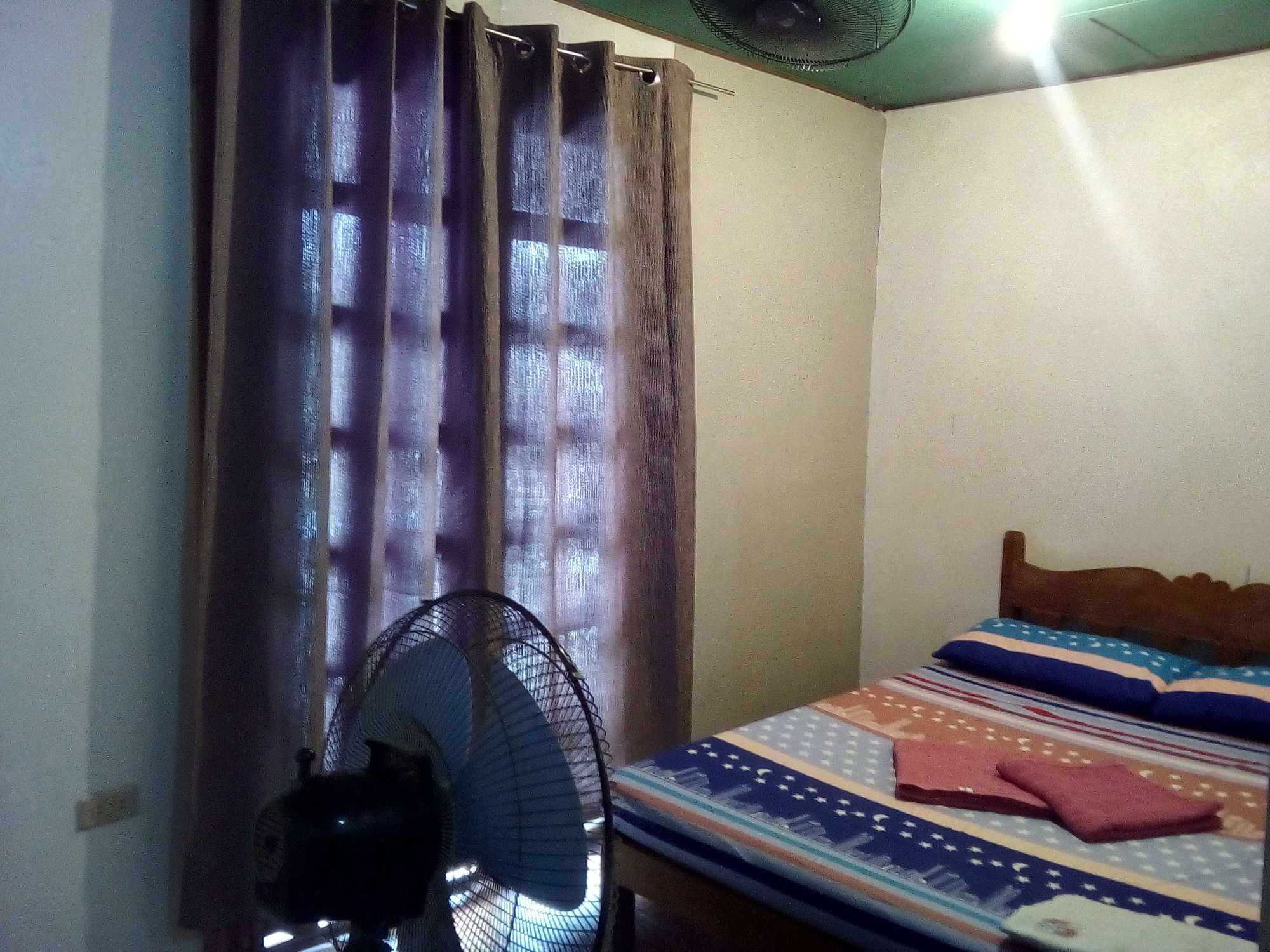 Hotel Deden's Pizzeria And - Panagsama Moalboal