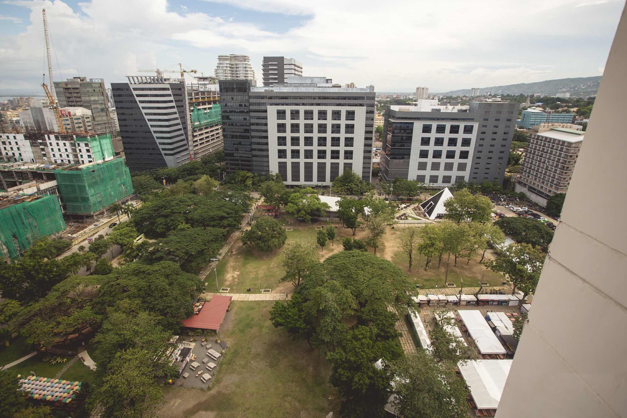 Hotel Julian Avida Towers - Adults Only Cebu