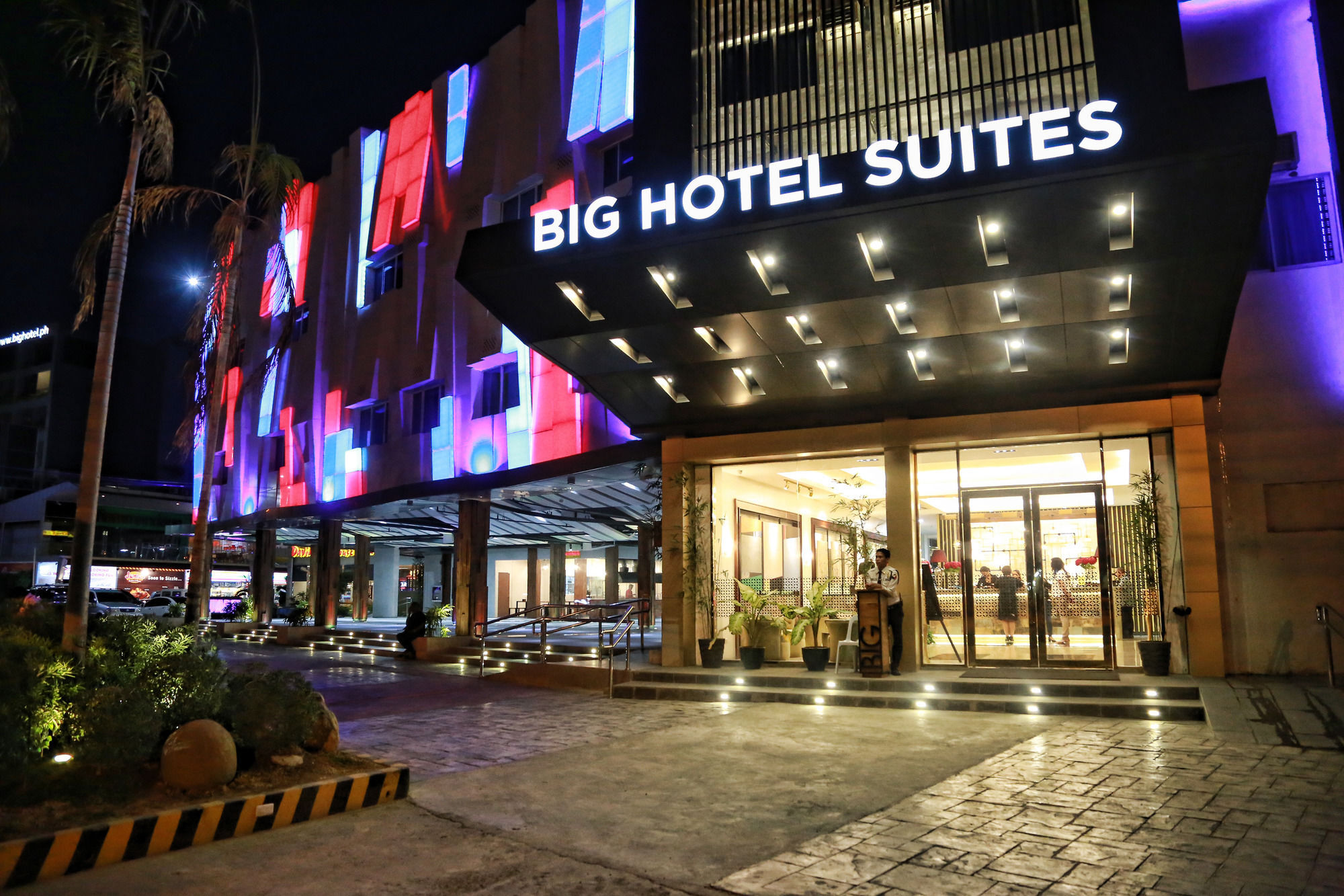 Big Hotel