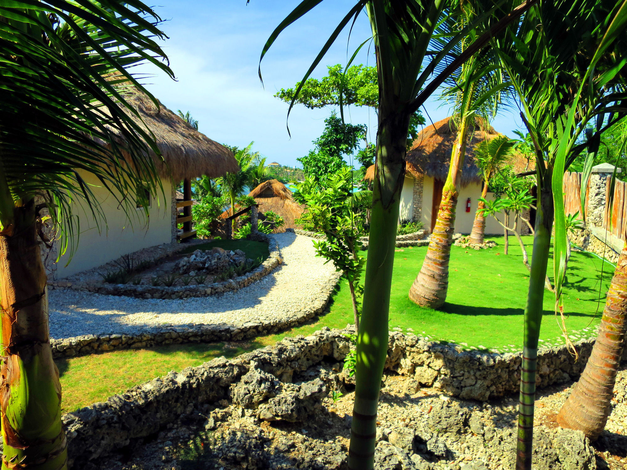 Resort Tepanee 3*