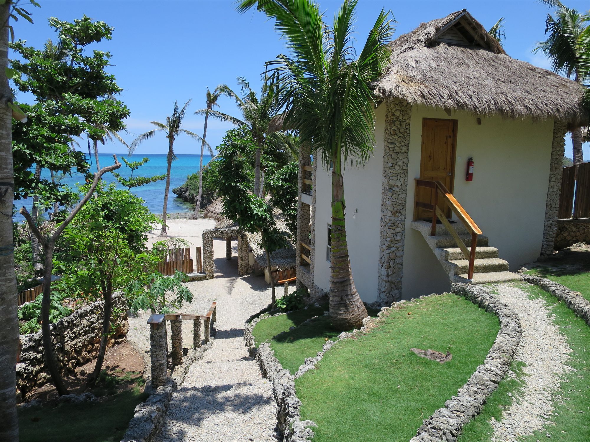 Resort Tepanee 3*