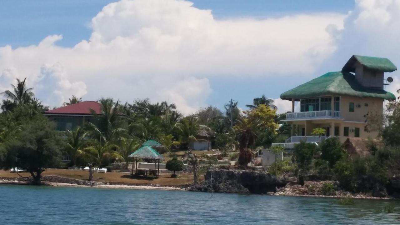 Moalboal Resort 3*