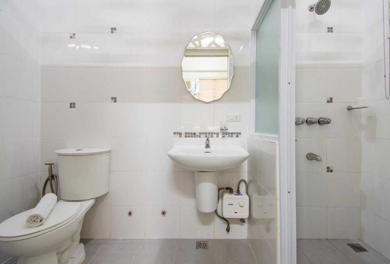 Albergue Alicia Tower Residences (Adults Only)