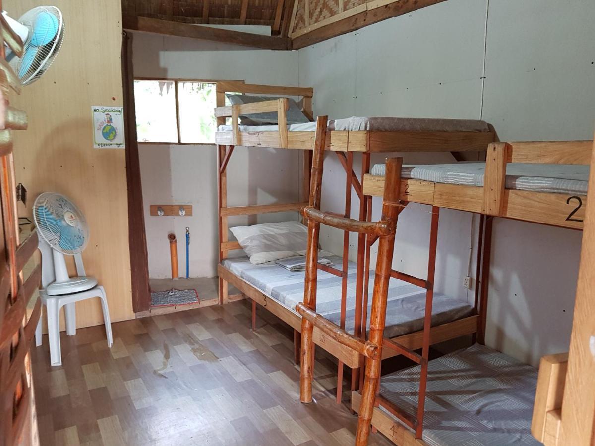 Babu Backpackers Moalboal