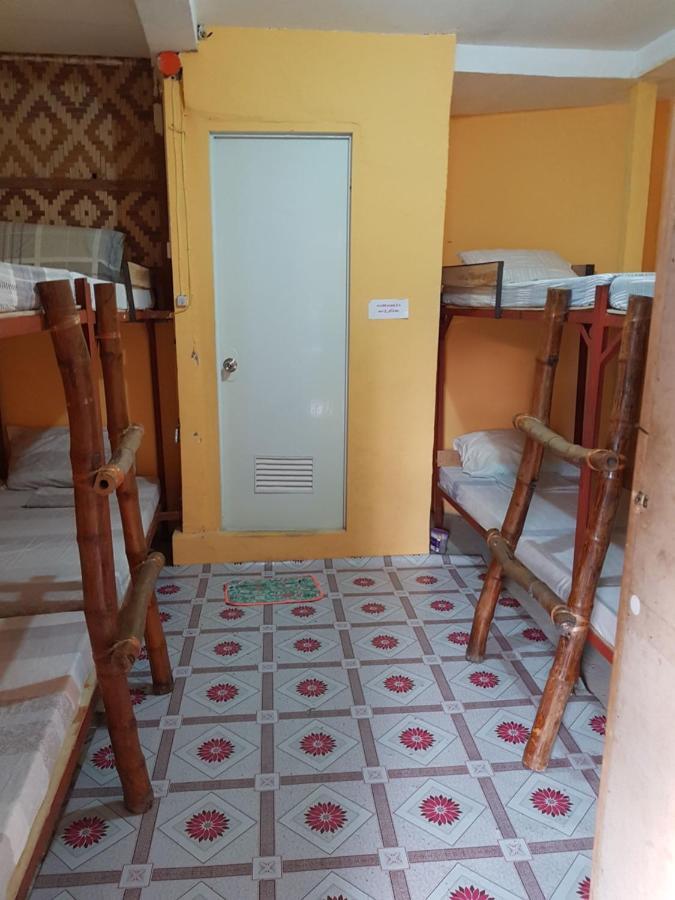 Hostel Babu Backpackers Moalboal