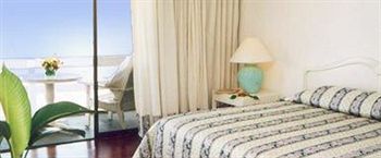 Island And Sun Beach Hotel
