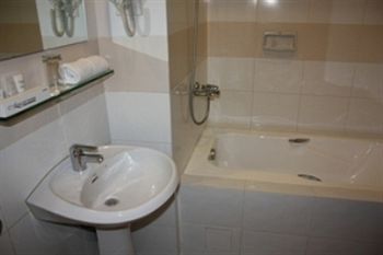 Alpa Hotel