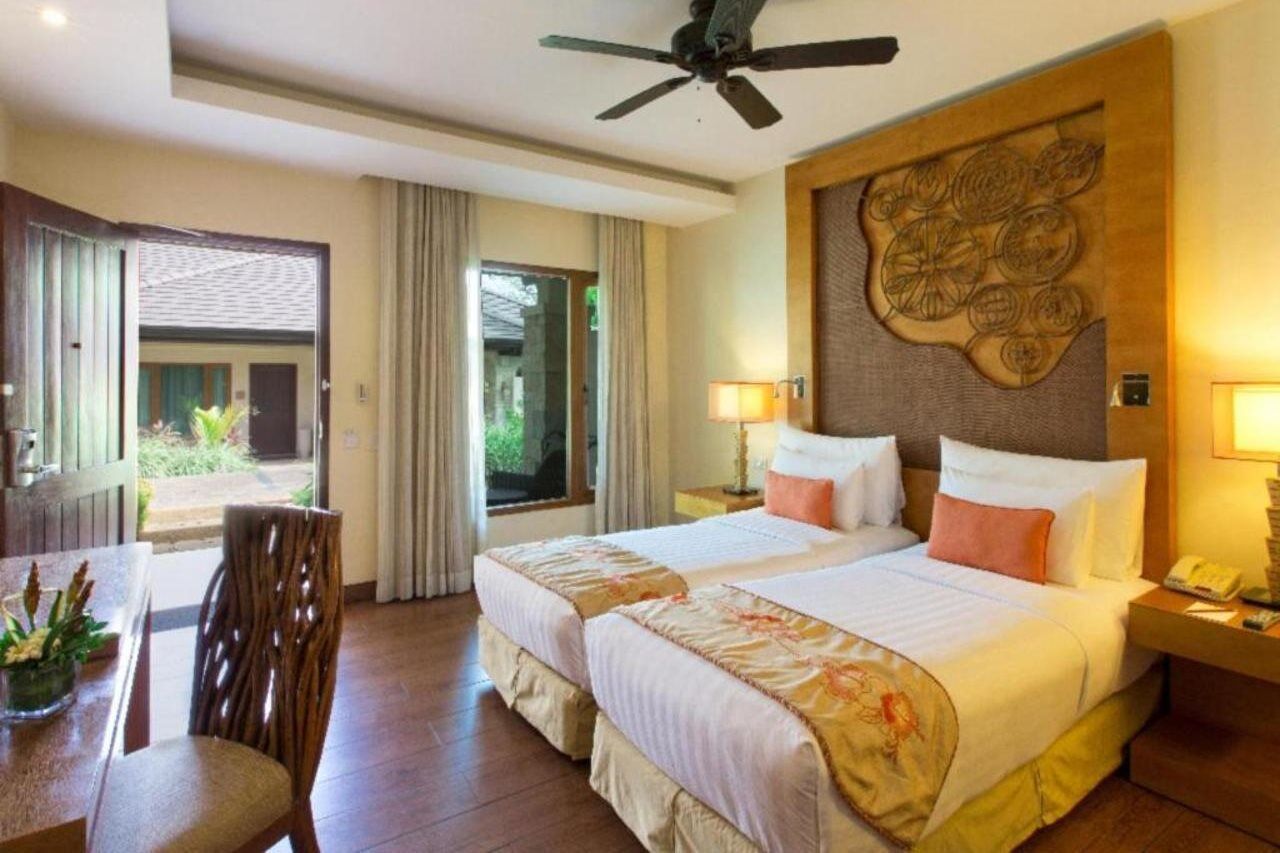 Resort Crimson And - Mactan Island, Cebu