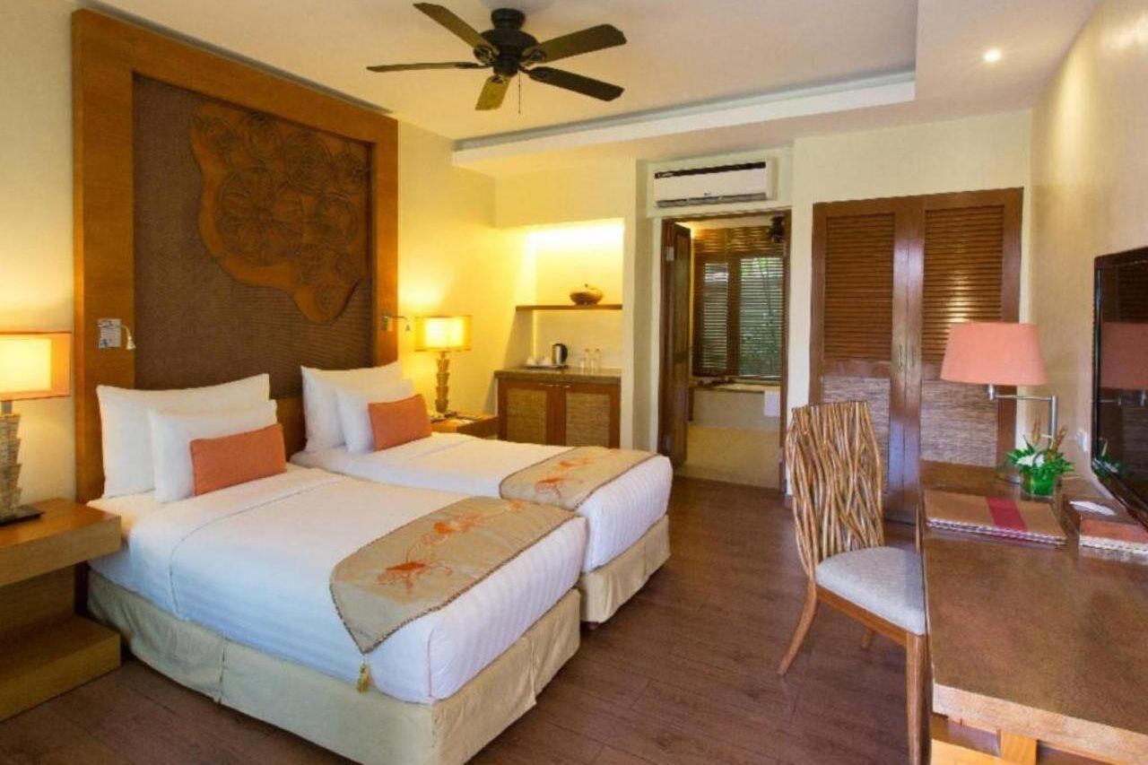 Resort Crimson And - Mactan Island, Cebu Lapu-Lapu City