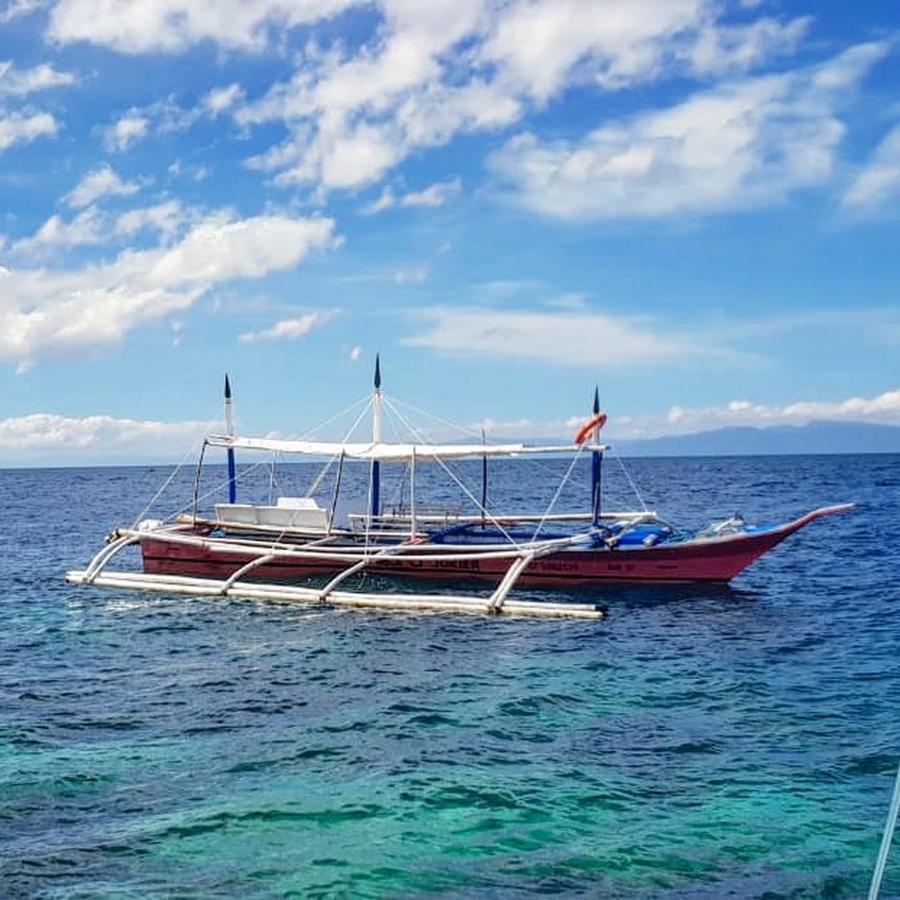 Gaja Go Dive & Moalboal