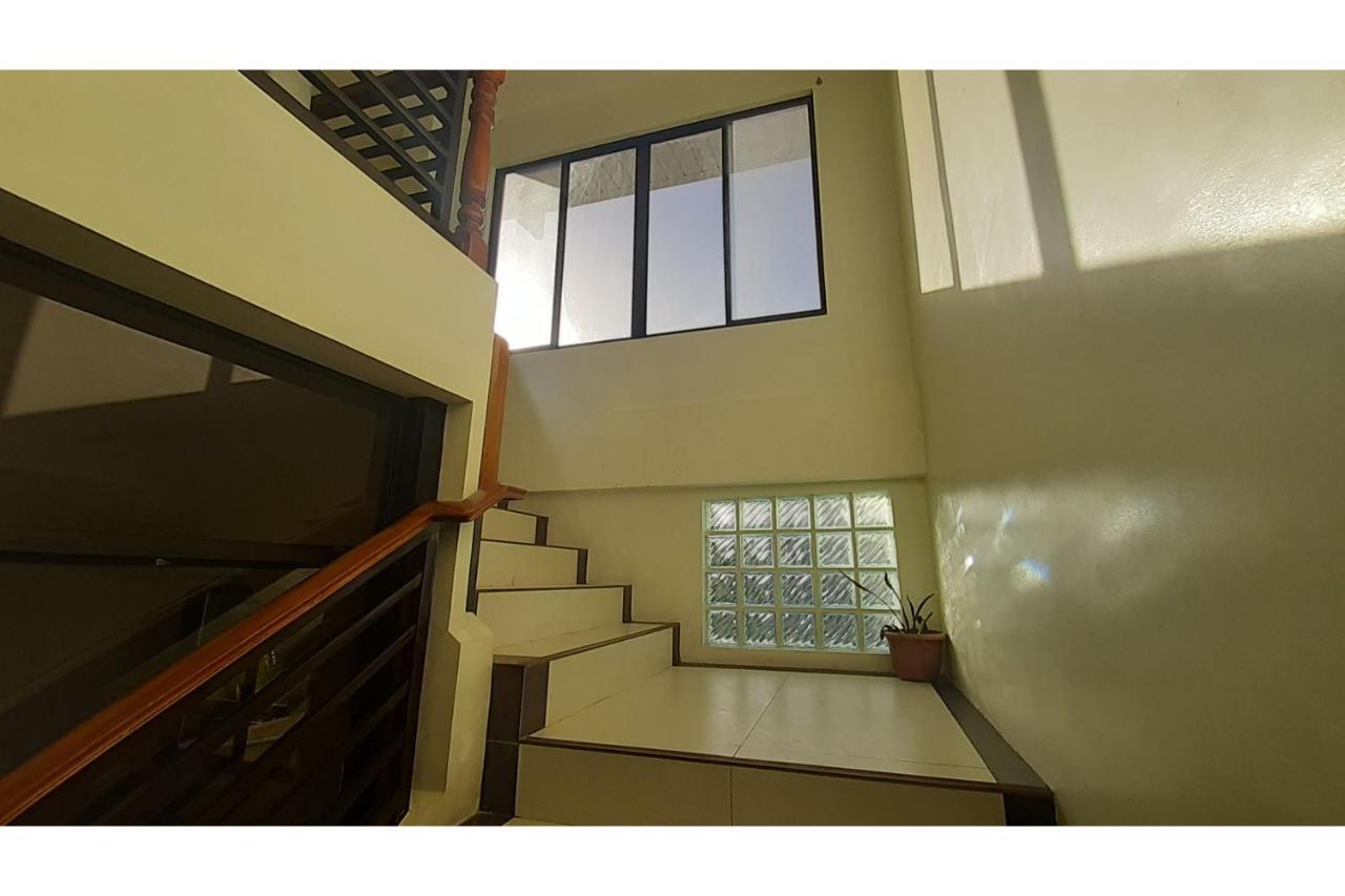 Hotel Adelaida Pensionne Santa Fe (Cebu)