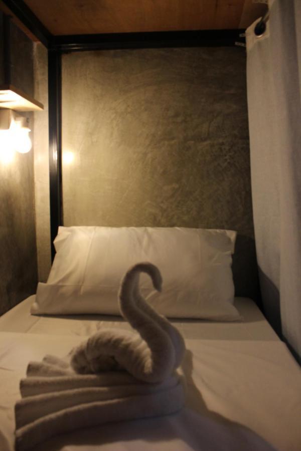 Hostel Hangover Moalboal