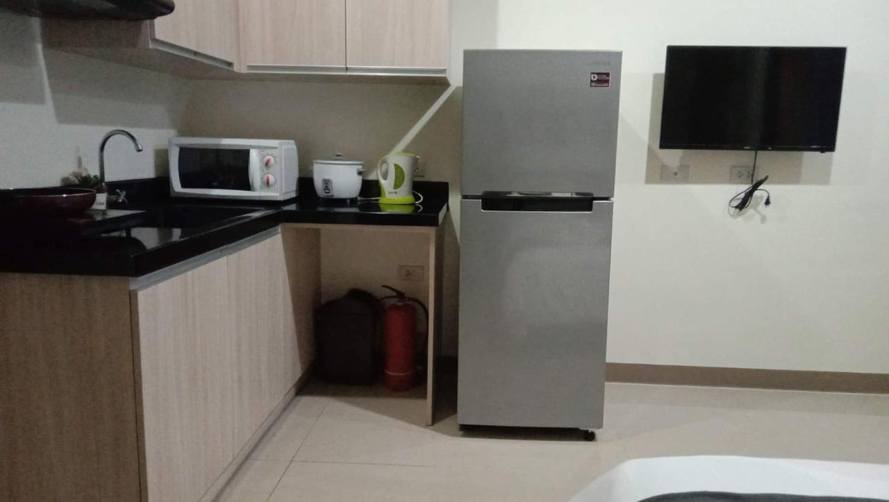 Mabolo Garden Flat A8 Free Rooftop Infinity Pool * Cebu