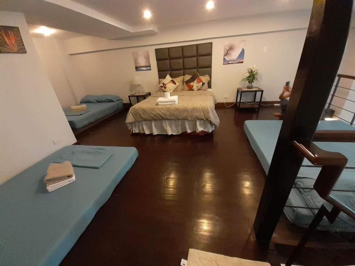 Club Ultima & Loft Type Penthouse *