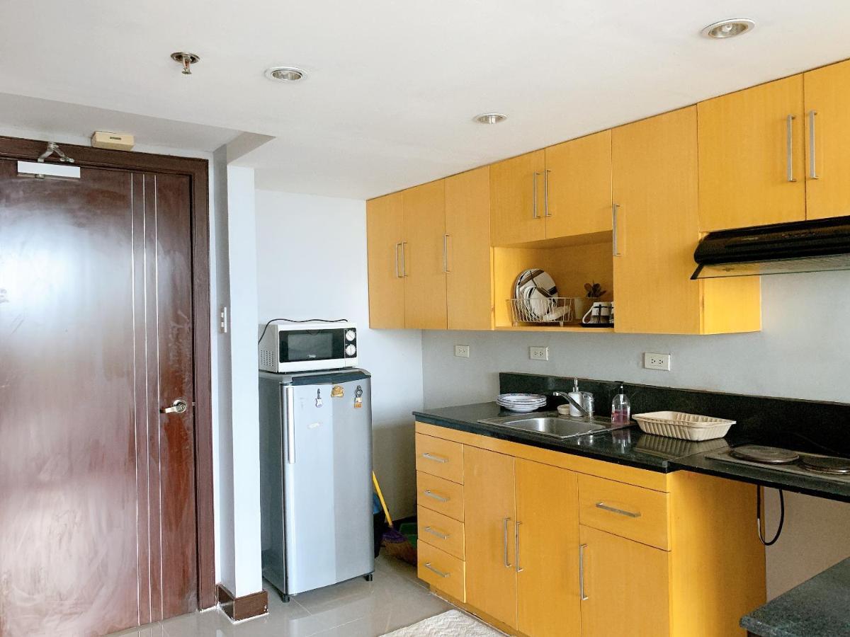 Club Ultima & Loft Type Penthouse *