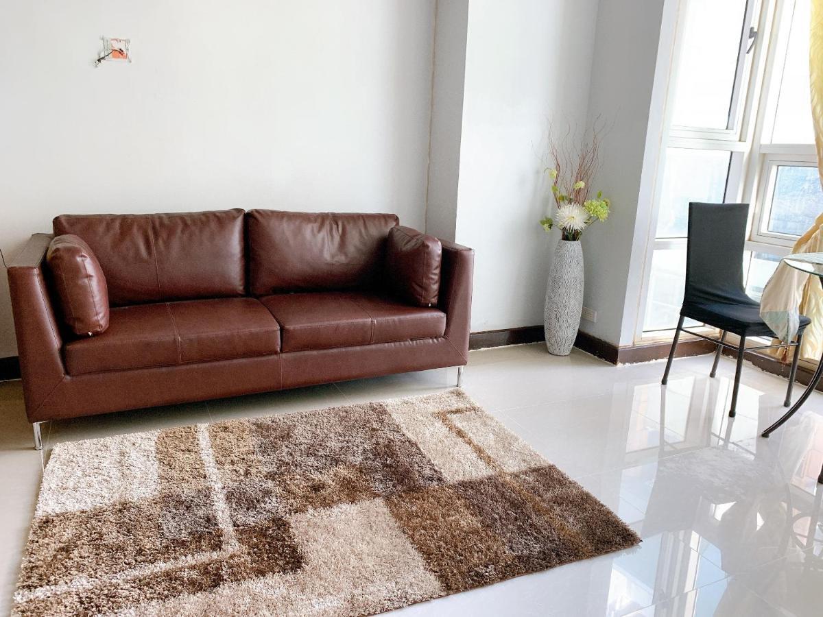 Club Ultima & Loft Type Penthouse Apartment Cebu