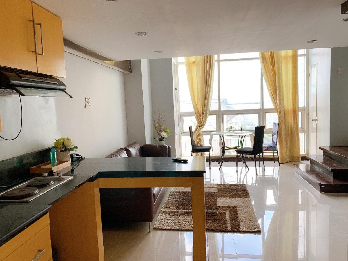 Club Ultima & Loft Type Penthouse *