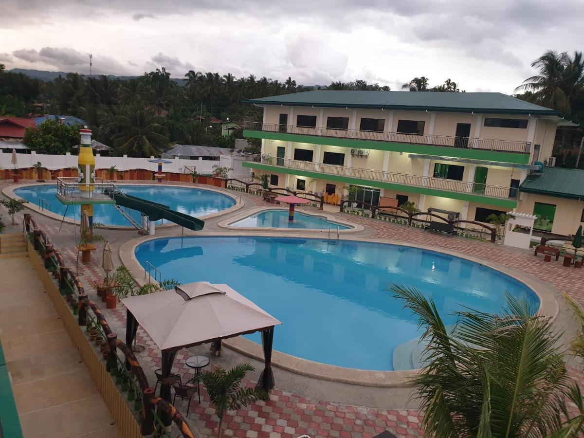 Hotel Bay Eco-park *
