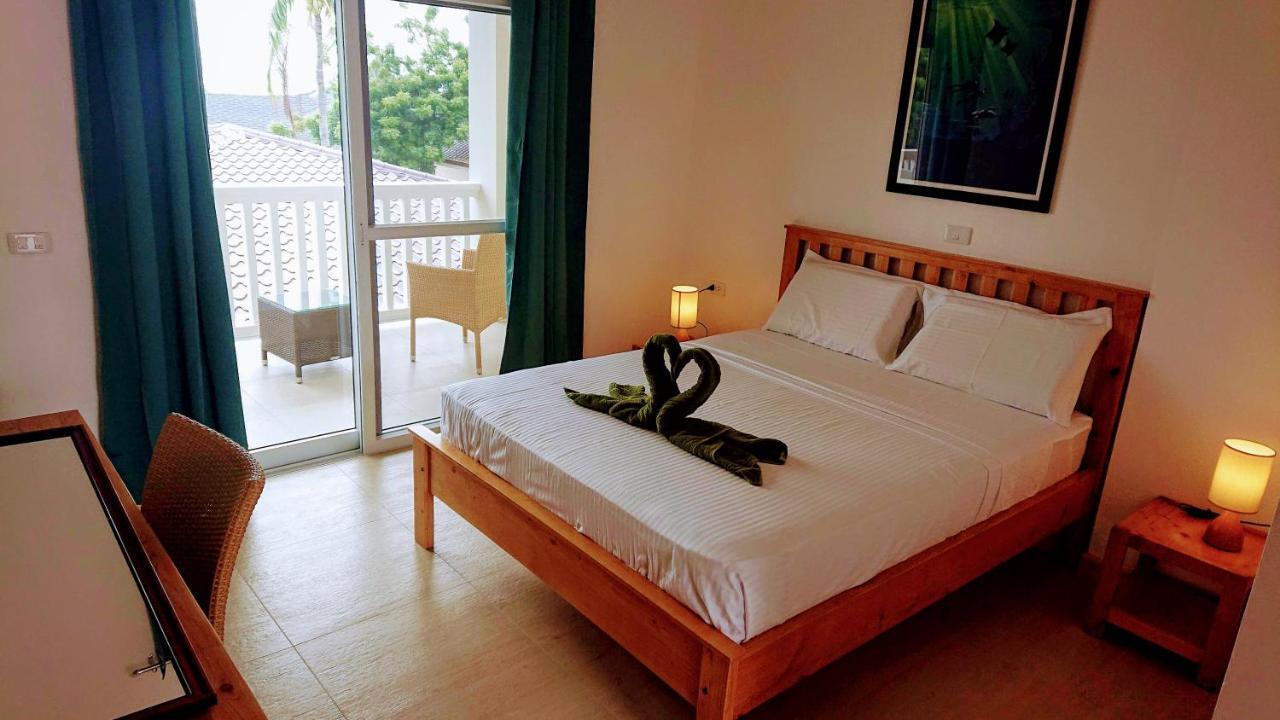 Cebu Seaview Dive Hotel Moalboal